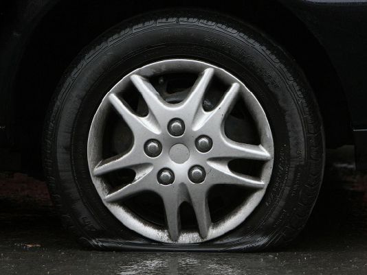 PACK - REPARACIÓN PINCHAZO DESMONTADO Y PARCHE (sin localización)